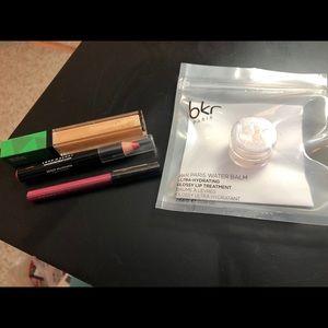 Lips bundle! Great stocking stuffer!